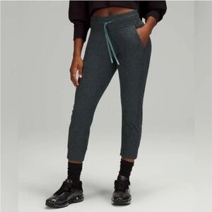Lululemon Ready to Rulu Jogger Crop Size 0